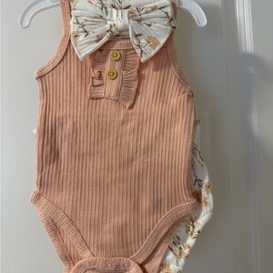 Ribbed Peach Baby One-Piece with Bow - 3 piece set - 3 mo